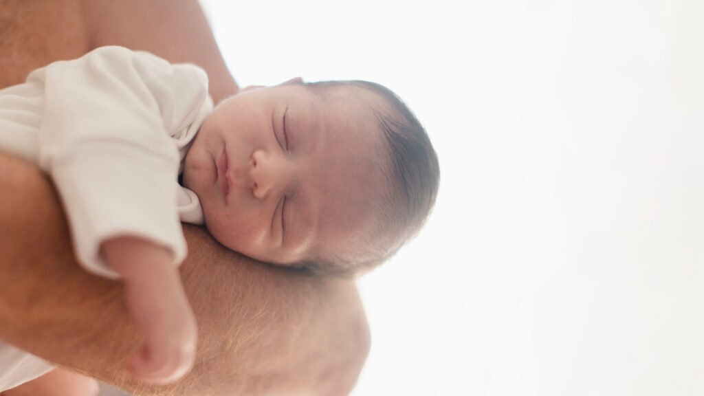 Newborn sleep (0–3 months)